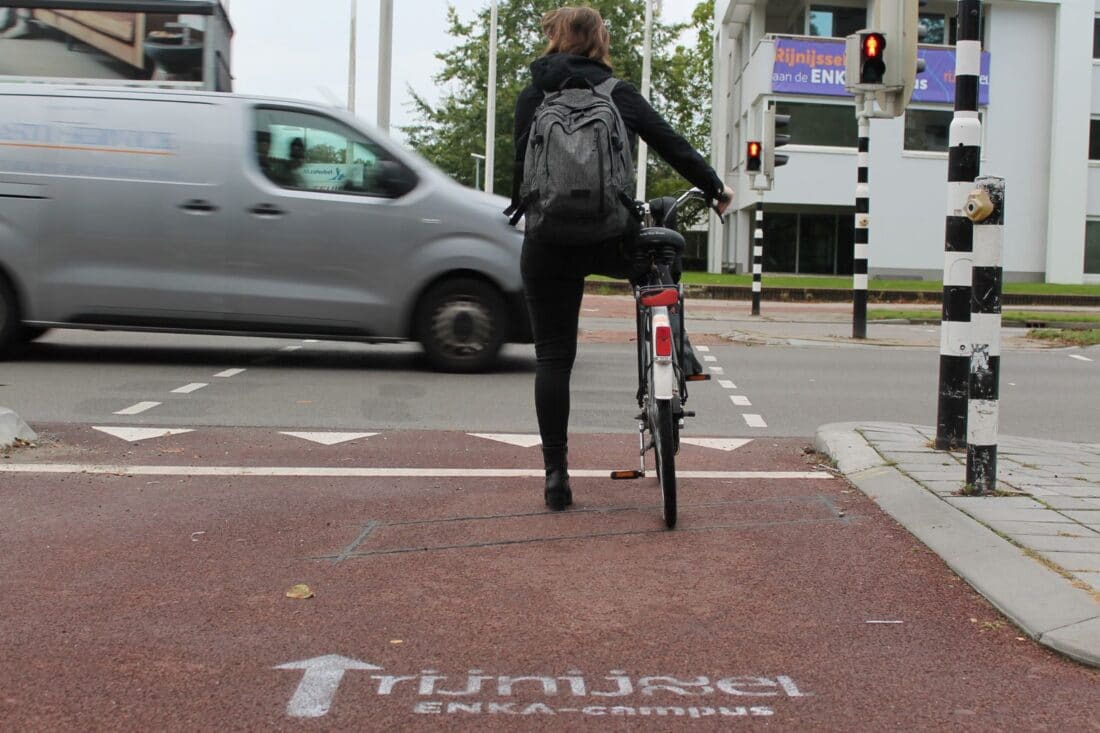 Rijn IJssel grijpt verhuizing naar ENKA-campus aan om duurzaam reizen te stimuleren